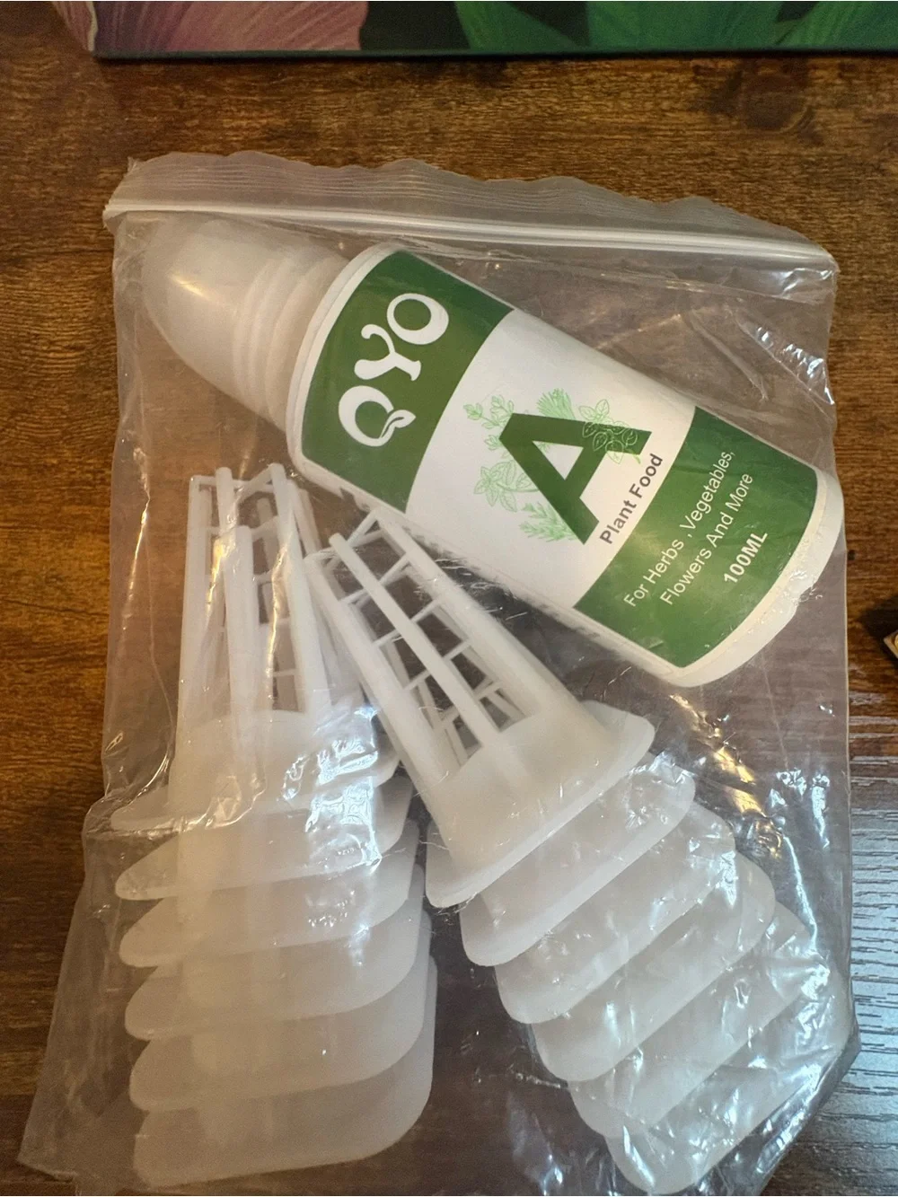 QYO indoor herb